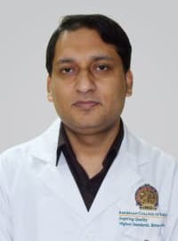 ডা. সাউমিত্র সরকার